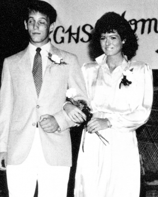 Illustration for article titled We're Suckers For Random Celebrity Prom Pictures